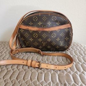 AUTHENTIC vintage Blois (28 yrs old)